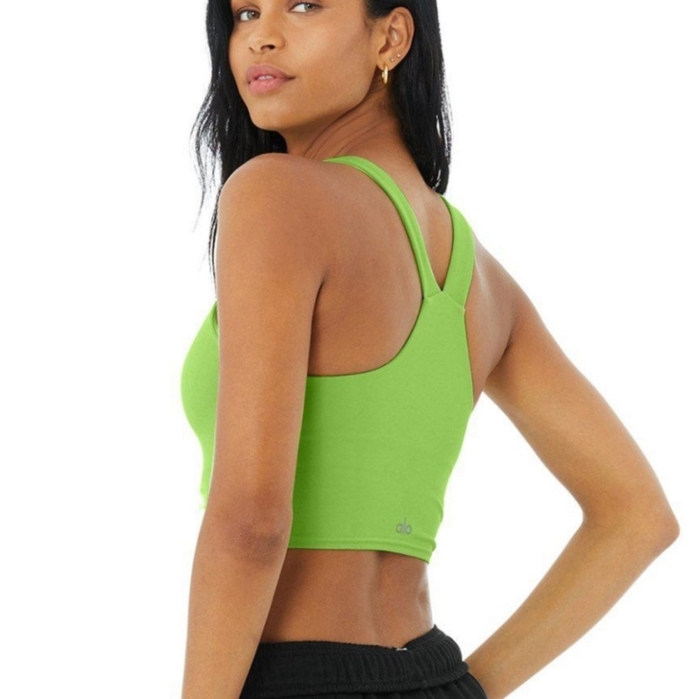 Alo Airbrush Real Tank Bra in Green Apple 🍏